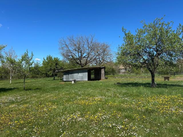 Maison en pierre avec garage sur 2860 m2 de terrain 83m² Sainte Croix