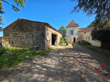 Maison en pierre avec gîte et grange 222m² Prayssac
