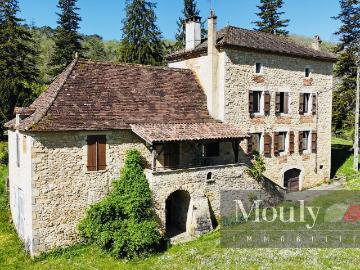 Maison En Pierre Avec Dependance Entrte Quercy Et Perigord 214m² Les Junies
