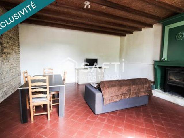 Maison en pierre avec dépendances sur 2 200 m² constructibles