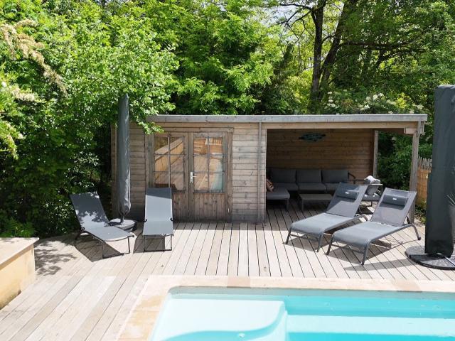Maison en pierre avec piscine 86m² Le Bugue