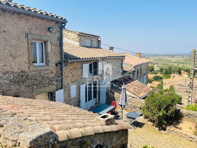 Maison en pierre avec vue panoramique un cadre unique