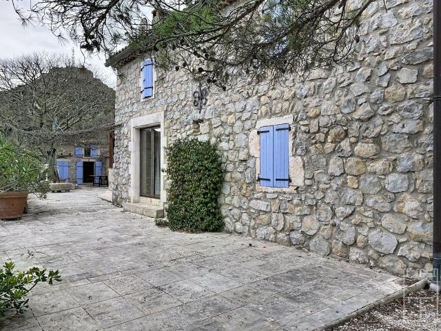 Maison en pierre avec vue 175m² Sampzon
