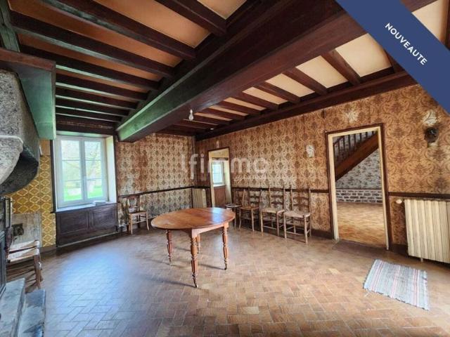 Maison en pierre à fort potentiel – Terrain de 4 000 m² + dépend