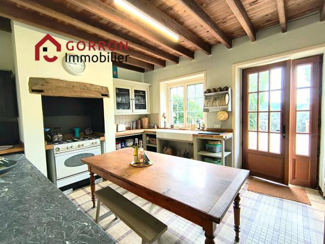 Maison en pierre à la campagne 99m² Saint Mars sur Colmont