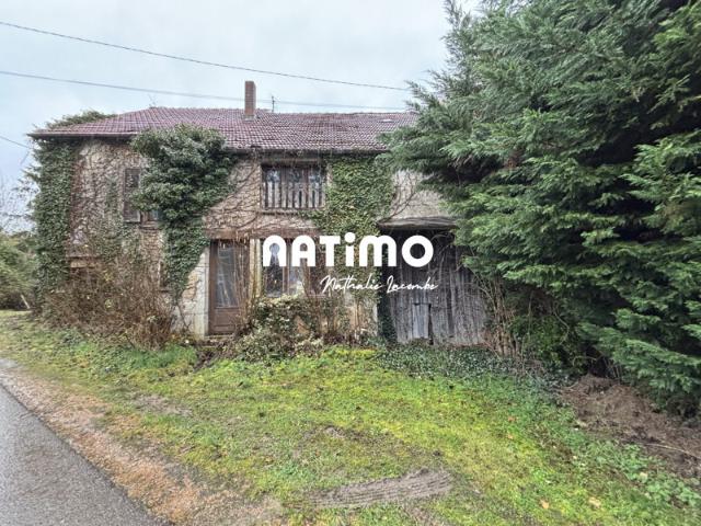 MAISON EN PIERRE A RENOVER