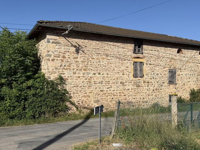 Maison en pierre à rénover