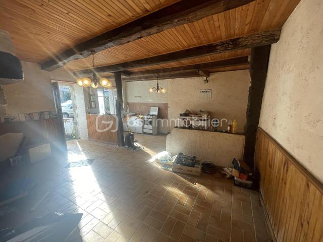 Maison en pierre à rénover – Corseul – Pays de Rance – Proche mer