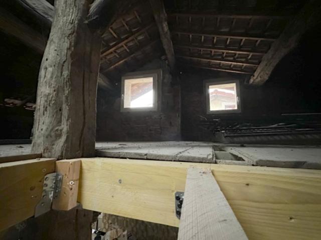 ? Maison en pierre à rénover Saint Nazaire en Royans