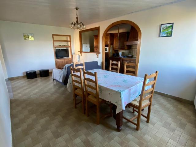 MAISON EN PIERRE DE TYPE 4 A COLOMBIER LE VIEUX 07410