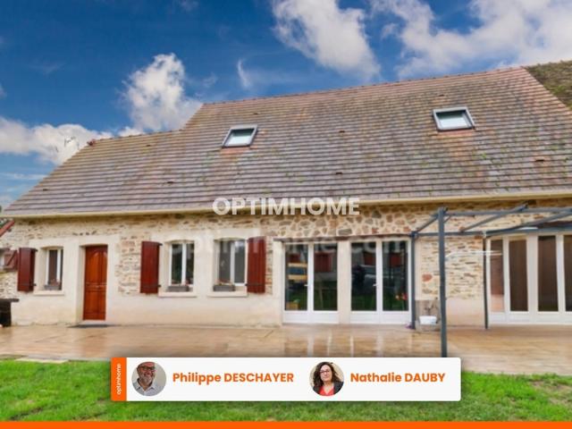 Maison en Pierre de 140 m² environ 5 Pièces 3 Chambres + Grange sur terrain de 941 m² CROMAC 87
