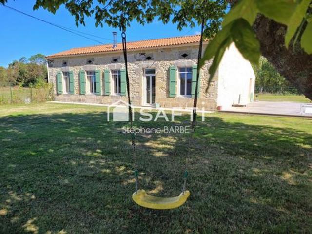 Maison en pierre de 120 m2 entièrement rénovée avec piscine