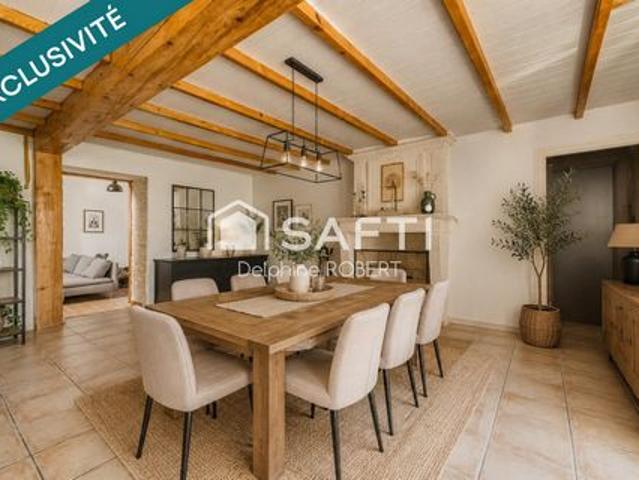 Maison en pierre de 142m² 3 chambres 1 bureau