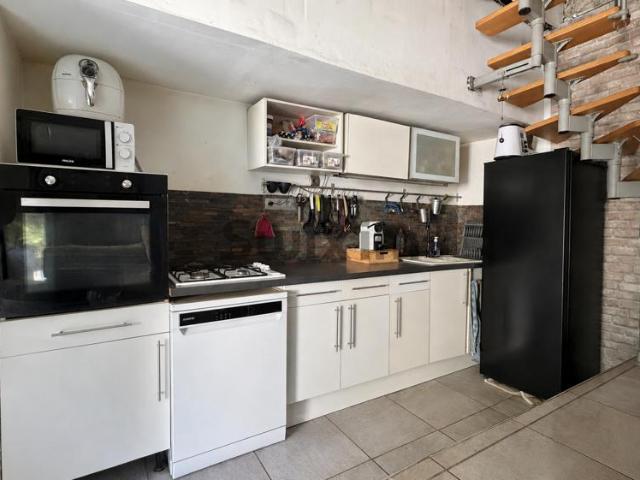 Maison en pierre de 130 m2 avec garage et terrain Bagard