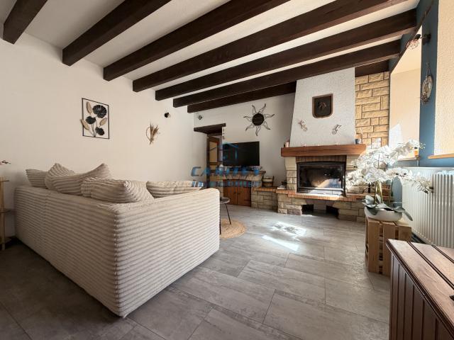 Maison en pierre entièrement rénovée 155 m2 Terrain 1 085 m2 QUERS