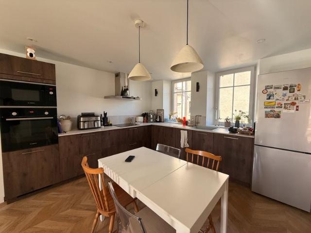 Maison en pierre entièrement rénovée, 95m², avec dépendances. 95m² Villard