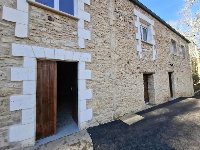 Maison En Pierre Entièrement Rénovée Sans Vis À Vis 170m² Le Buisson de Cadouin