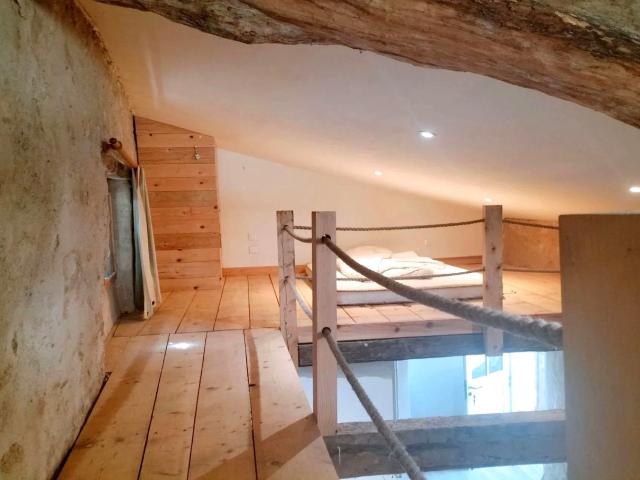 Maison en pierres, individuelle, avec terrain de 335 m² cons. 47m² Moustiers Sainte Marie