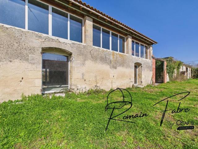 Maison en pierre pour grand loft avec très grandes dependances « travaux à effecteur »