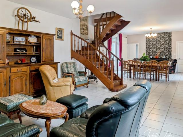 Maison en pierre rénovée, 188 m², 4 chambres