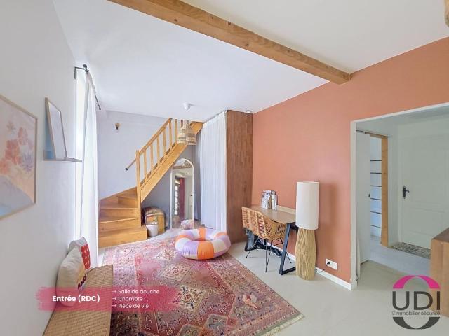 Maison de caractère, parc arboré et dépendance – Aux portes de Montluçon