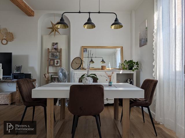 Maison en pierre rénovée avec jardin et dépendances au cœur. 86m² Mézin