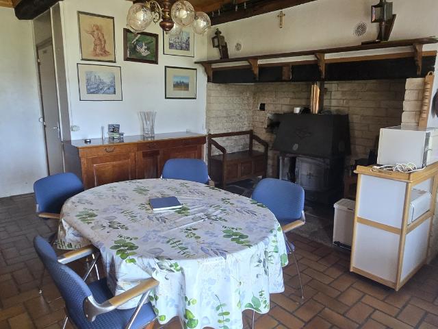 Maison en Pierre sur les hauteurs du Douste