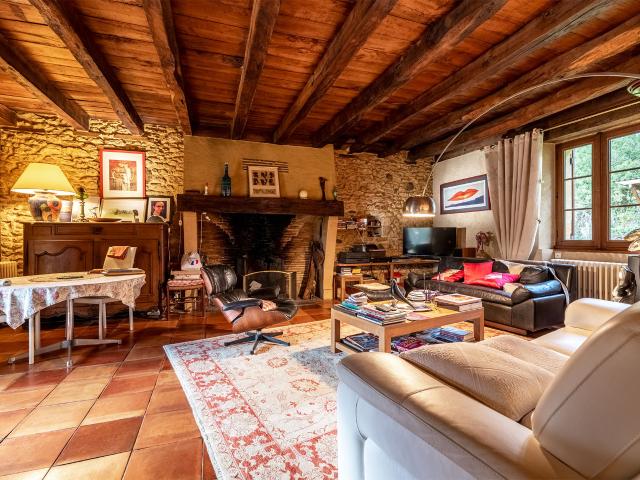 Maison en pierre 148m2 Pressignac Sur Vicq