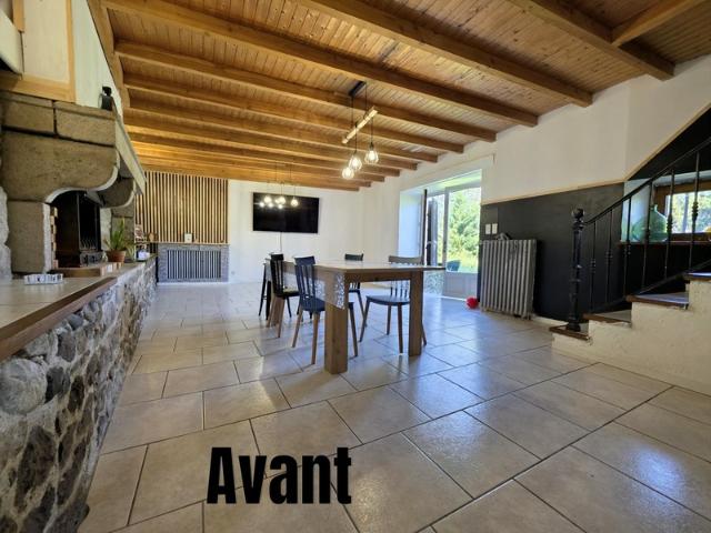 Maison en pierre – 158 m² habitables – Terrain 500 m² + dépendances – Vue panoramique sur la Loire