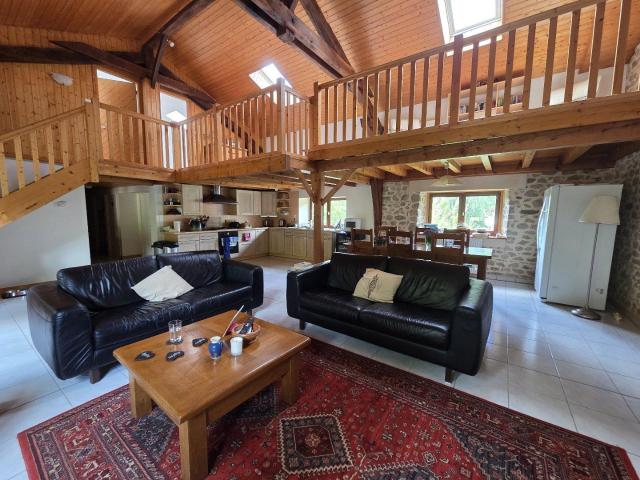 Maison en pierre 161m² La Guillermie
