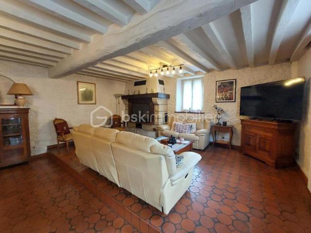 Maison en pierre 180 m2 4/5 chambres Bureau Sans travaux