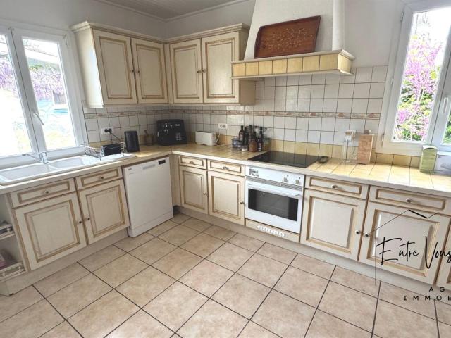 Maison En Pierre 194m² Bazas