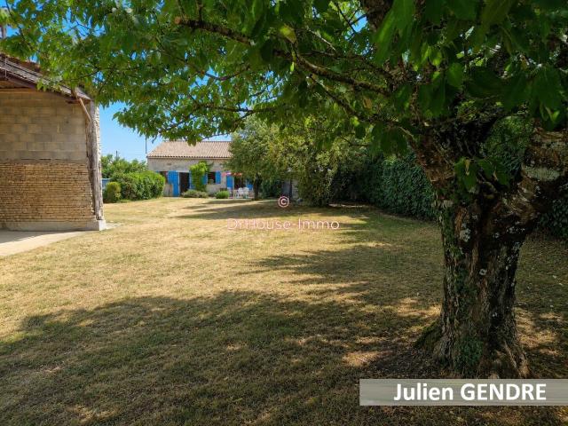 MAISON EN PIERRE + 110 M2 AVEC DEPENDANCE SUR PARCELLE DE 1524 M2