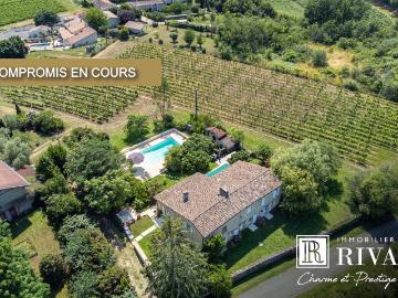 Maison En Pierre 250 M2 4 Ch 1.2 Ha Calme 250m² Latresne