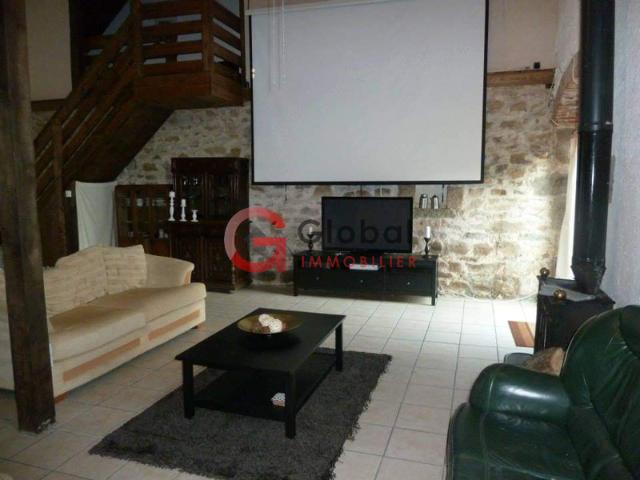 Maison en pierre 233 m2 Terrain clos 600 m2 Mainsat 2