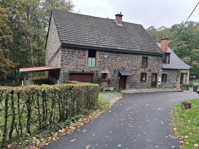Maison en pierre 3 chambres à Sart lez Spa