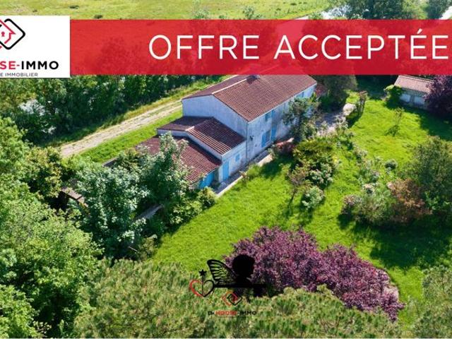 Maison en pierre, 4 chambres, Garage, sur terrain de 2.300m2