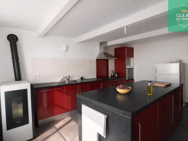 Maison en pierre 5 pièces proche Longuyon