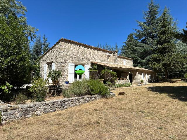 Maison en pierre 6 pièces 191 m2 191m² Aurel