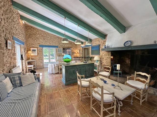 Maison en pierre 6 pièces 191 m2 191m² Aurel