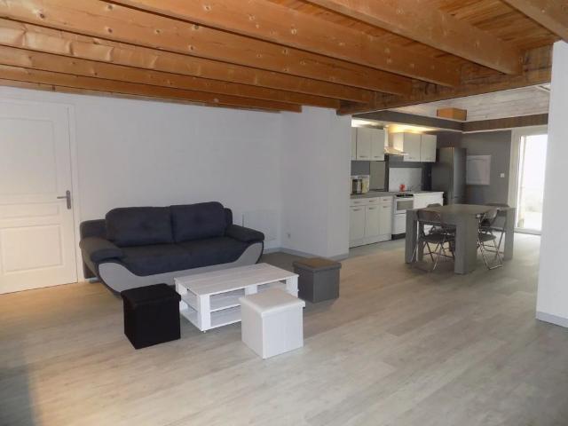 Maison en pierre meublée 80m² à FRONTENAY ROHAN ROHAN