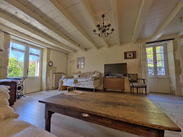 Maison en pierre 8 pièces