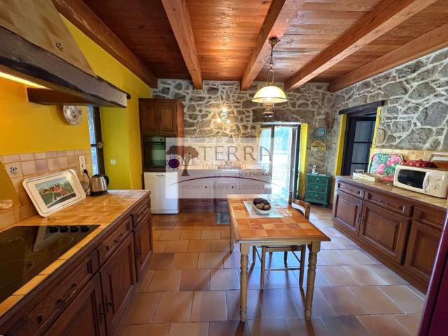 Maison en pierres 20145 Favone
