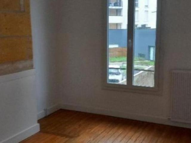 Maison en pierres à Cenon à louer Locagestion, expert en gestion locative