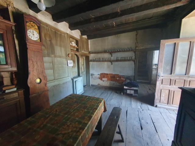 MAISON EN PIERRES À RÉNOVER PROCHE SAINT PRIVAT, TERRAIN ATT