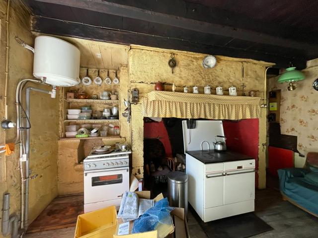 Maison en pierres avec grange attenante 125m² Raulhac