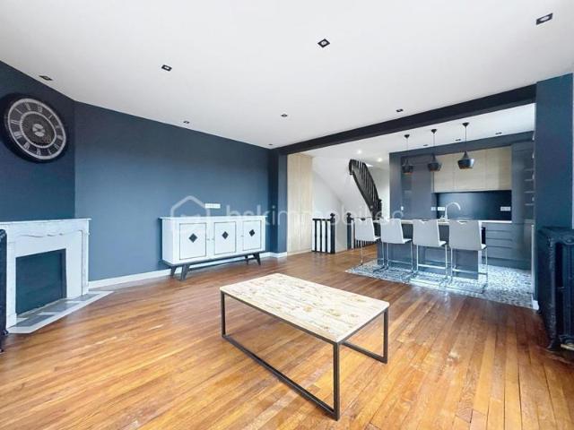 Meulière de 4 pièces avec Sous sol total, Garage et Parking aérien