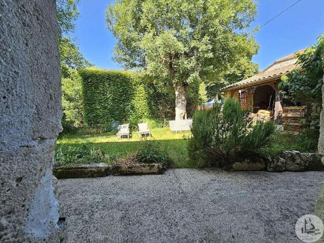 Maison en pierres du Xviiième avec vue 324m² Laroque Timbaut
