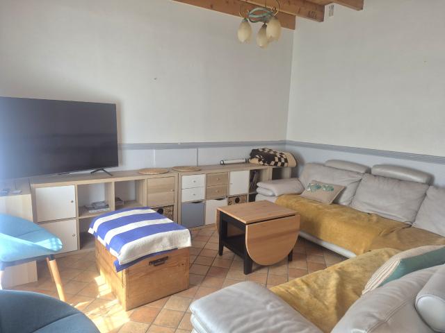 Vacances Bord de MER, Maison en pierres pour 8 personnes, Côte de Granit Rose