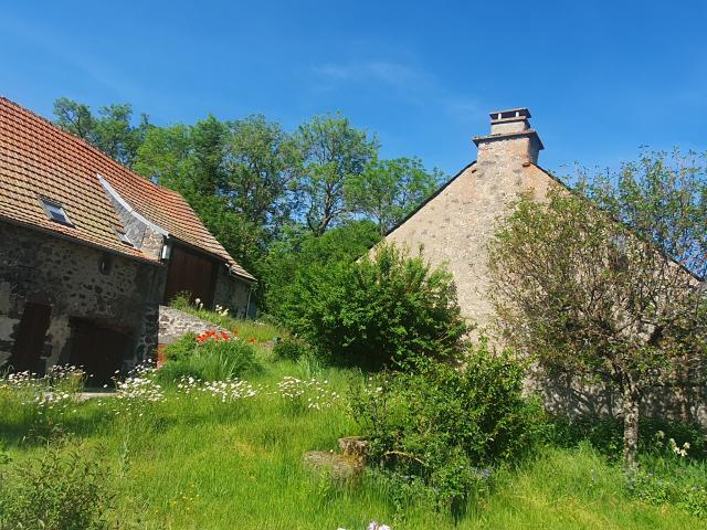 Maison en pierres pleine de charme